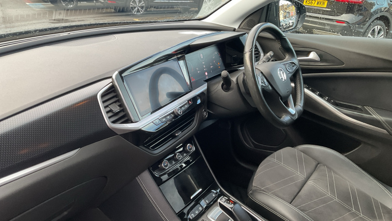 Vauxhall Grandland 1.5 Turbo D Ultimate 5dr Auto Diesel Hatchback